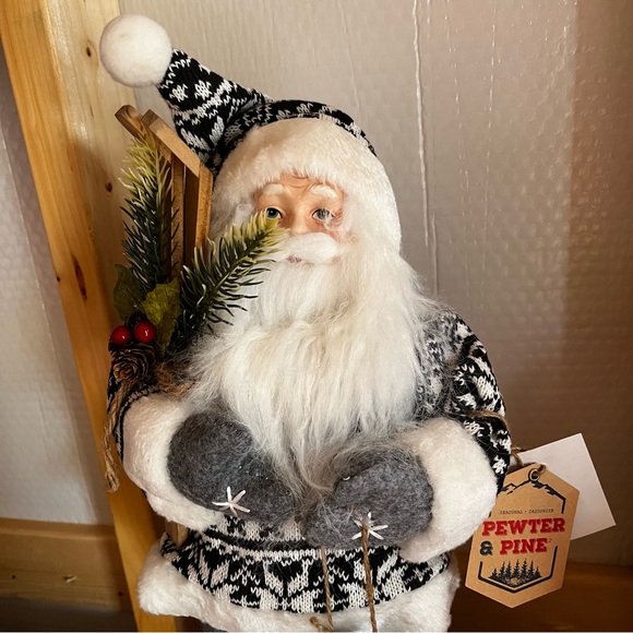 NWT Pewter Pine Tundra Santa Claus - Picture 6 of 6